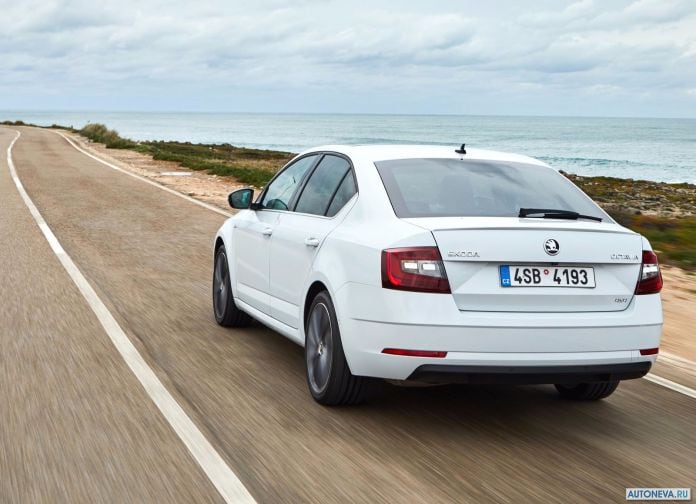 2017 Skoda Octavia - фотография 39 из 120