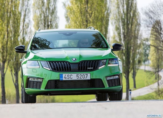 2017 Skoda Octavia Combi RS - фотография 13 из 16 2017 Skoda Octavia Combi RS - фотография 13 из 16