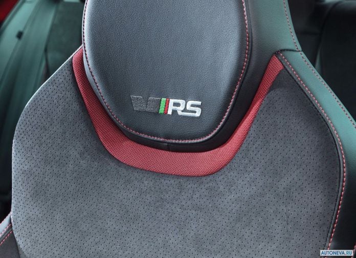 2017 Skoda Octavia RS - фотография 10 из 16 2017 Skoda Octavia RS - фотография 10 из 16