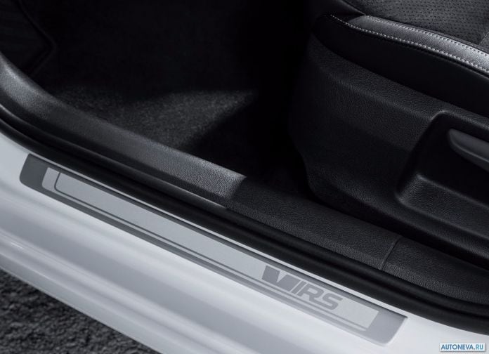 2017 Skoda Octavia RS - фотография 13 из 16