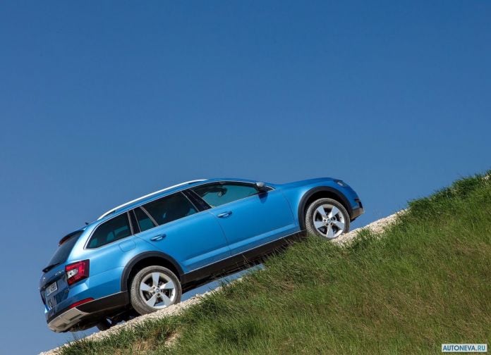 2017 Skoda Octavia Scout - фотография 21 из 40