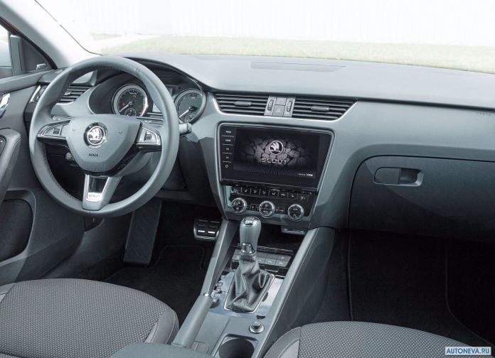 2017 Skoda Octavia Scout - фотография 33 из 40