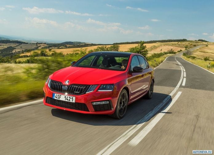 2018 Skoda Octavia RS 245 - фотография 10 из 30