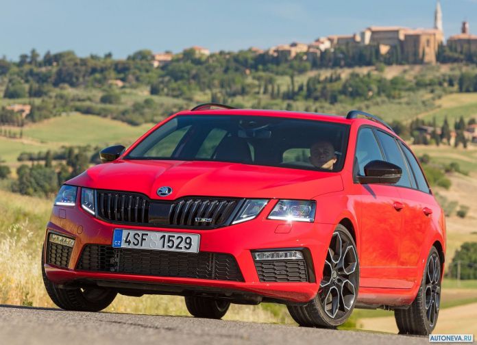 2018 Skoda Octavia RS 245 Combi - фотография 2 из 28 2018 Skoda Octavia RS 245 Combi - фотография 2 из 28