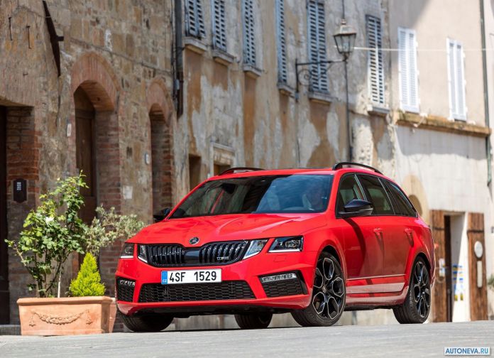 2018 Skoda Octavia RS 245 Combi - фотография 4 из 28 2018 Skoda Octavia RS 245 Combi - фотография 4 из 28