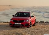 skoda_2018_octavia_rs_245_combi_09.jpg