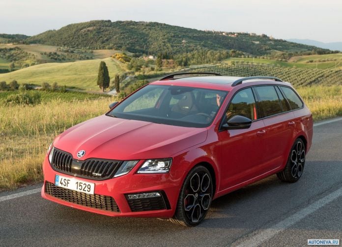 2018 Skoda Octavia RS 245 Combi - фотография 11 из 28