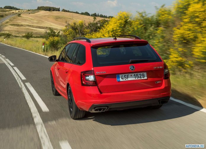 2018 Skoda Octavia RS 245 Combi - фотография 18 из 28
