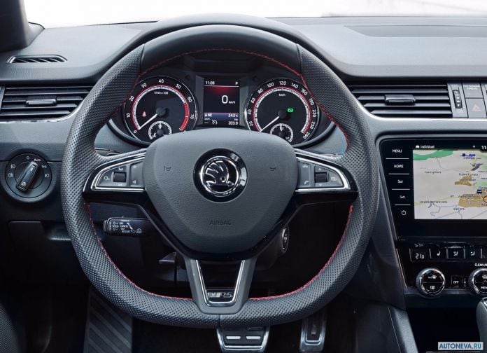 2018 Skoda Octavia RS 245 Combi - фотография 26 из 28 2018 Skoda Octavia RS 245 Combi - фотография 26 из 28