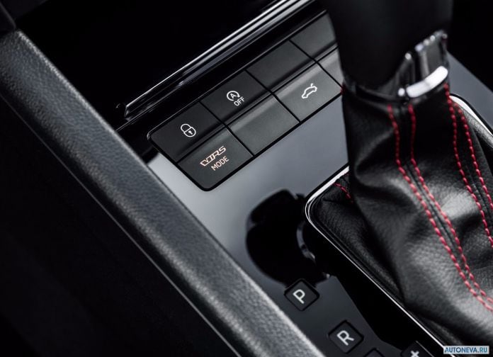 2018 Skoda Octavia RS 245 Combi - фотография 27 из 28 2018 Skoda Octavia RS 245 Combi - фотография 27 из 28