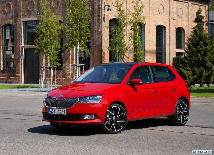 2019 Skoda Fabia - фотография 2 из 60 2019 Skoda Fabia - фотография 2 из 60
