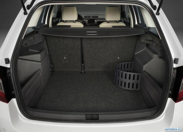 2019 Skoda Fabia Combi - фотография 38 из 47 2019 Skoda Fabia Combi - фотография 38 из 47