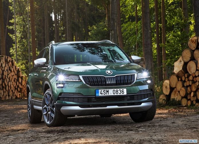 2019 Skoda Karoq Scout - фотография 3 из 35