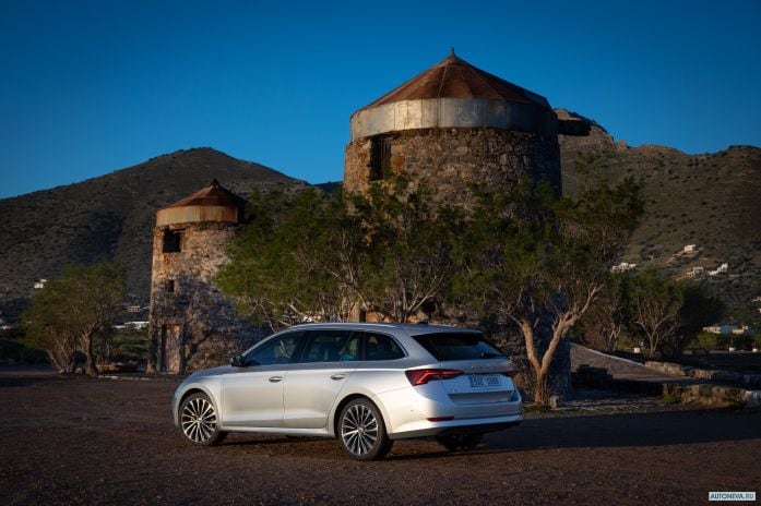 2020 Skoda Octavia Combi - фотография 16 из 40