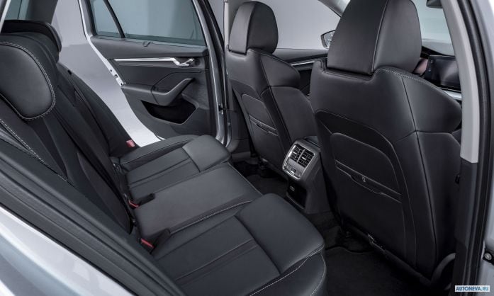 2020 Skoda Octavia Combi - фотография 30 из 40