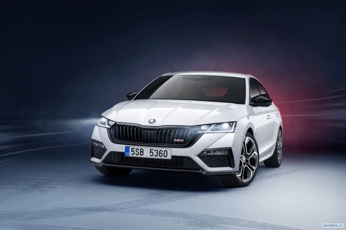 2020 Skoda Octavia iV RS - фотография 1 из 32