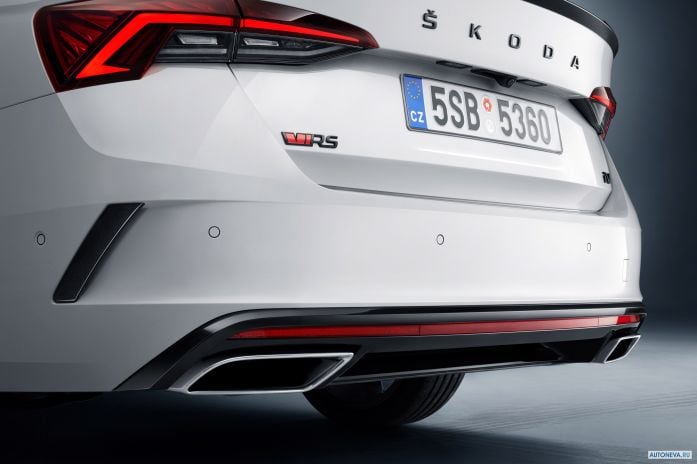 2020 Skoda Octavia iV RS - фотография 30 из 32
