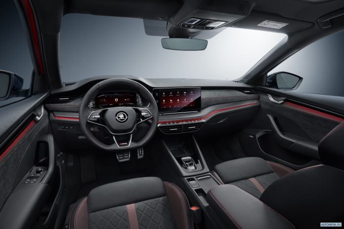 2020 Skoda Octavia Combi iV RS - фотография 3 из 18 2020 Skoda Octavia Combi iV RS - фотография 3 из 18