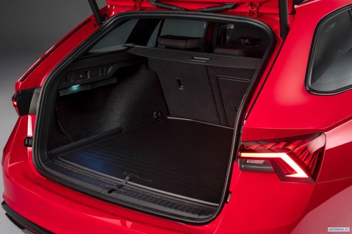 2020 Skoda Octavia Combi iV RS - фотография 14 из 18 2020 Skoda Octavia Combi iV RS - фотография 14 из 18
