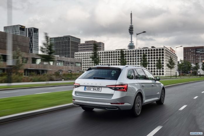 2020 Skoda Superb iV - фотография 24 из 32 2020 Skoda Superb iV - фотография 24 из 32