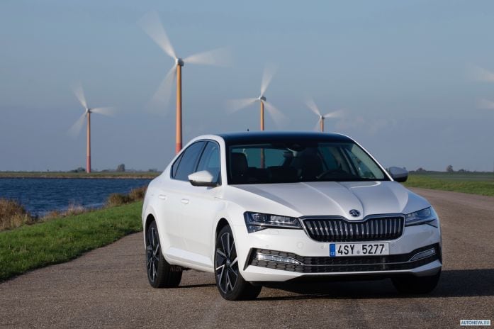 2020 Skoda Superb Combi iV - фотография 4 из 40 2020 Skoda Superb Combi iV - фотография 4 из 40