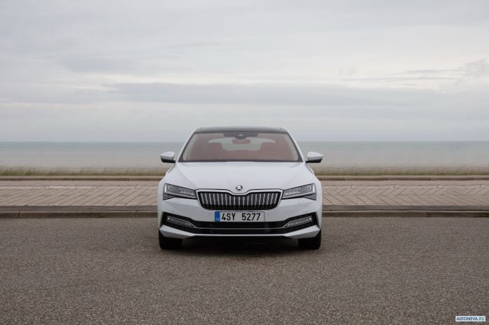 2020 Skoda Superb Combi iV - фотография 7 из 40 2020 Skoda Superb Combi iV - фотография 7 из 40
