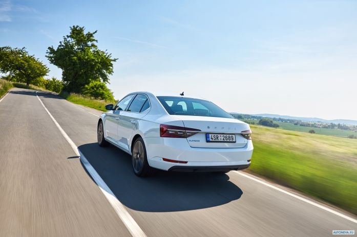 2020 Skoda Superb Combi iV - фотография 21 из 40 2020 Skoda Superb Combi iV - фотография 21 из 40
