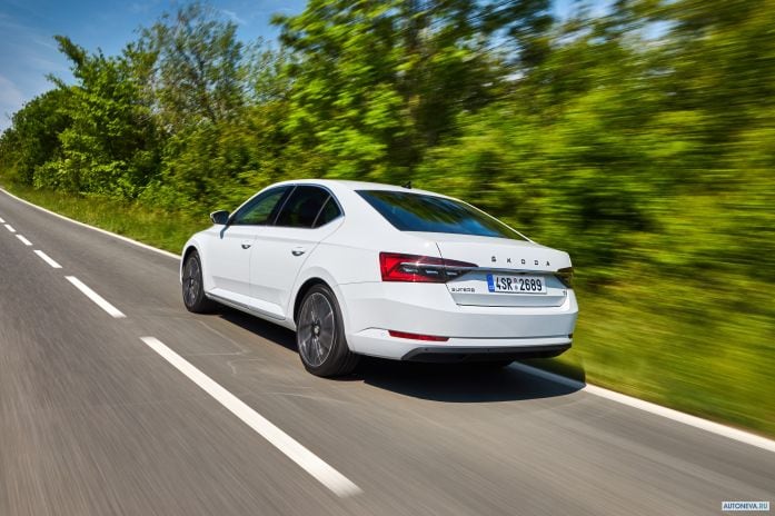 2020 Skoda Superb Combi iV - фотография 22 из 40 2020 Skoda Superb Combi iV - фотография 22 из 40