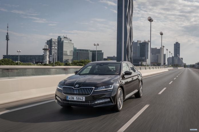 2020 Skoda Superb Laurin Klement - фотография 3 из 40