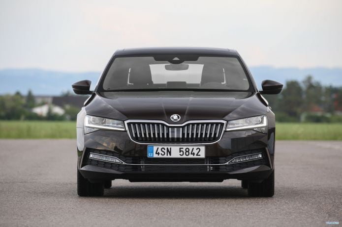 2020 Skoda Superb Laurin Klement - фотография 6 из 40