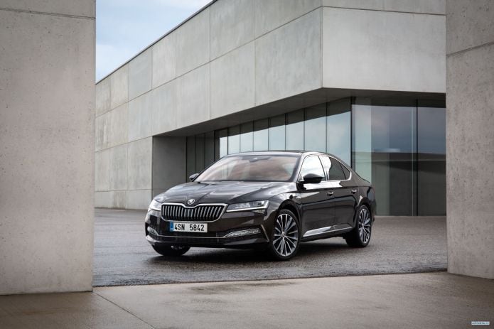 2020 Skoda Superb Laurin Klement - фотография 8 из 40 2020 Skoda Superb Laurin Klement - фотография 8 из 40