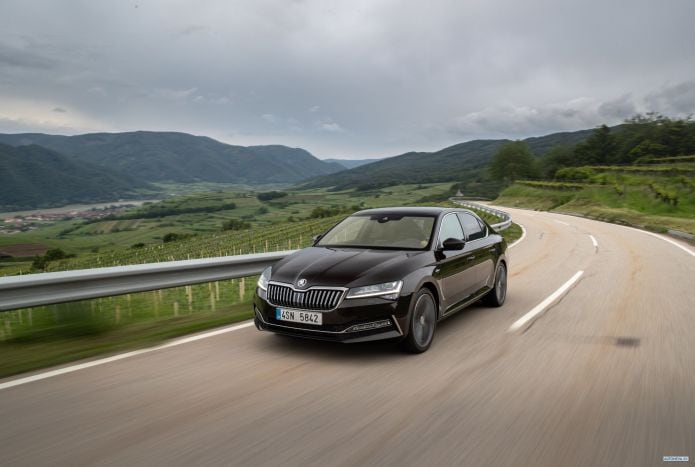 2020 Skoda Superb Laurin Klement - фотография 10 из 40 2020 Skoda Superb Laurin Klement - фотография 10 из 40