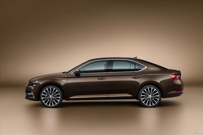 2020 Skoda Superb Laurin Klement - фотография 18 из 40 2020 Skoda Superb Laurin Klement - фотография 18 из 40