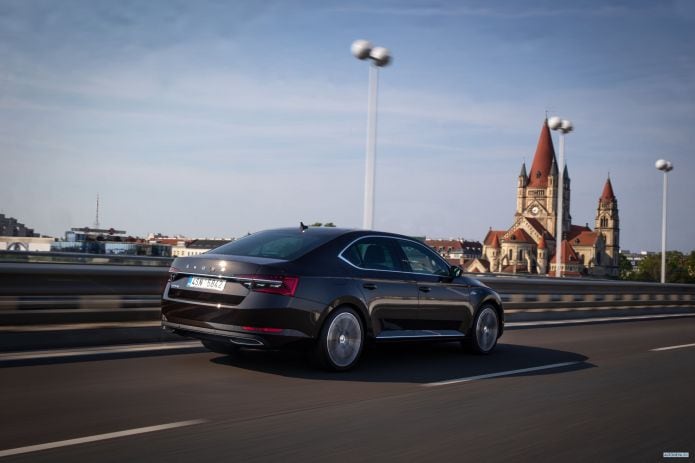 2020 Skoda Superb Laurin Klement - фотография 20 из 40 2020 Skoda Superb Laurin Klement - фотография 20 из 40