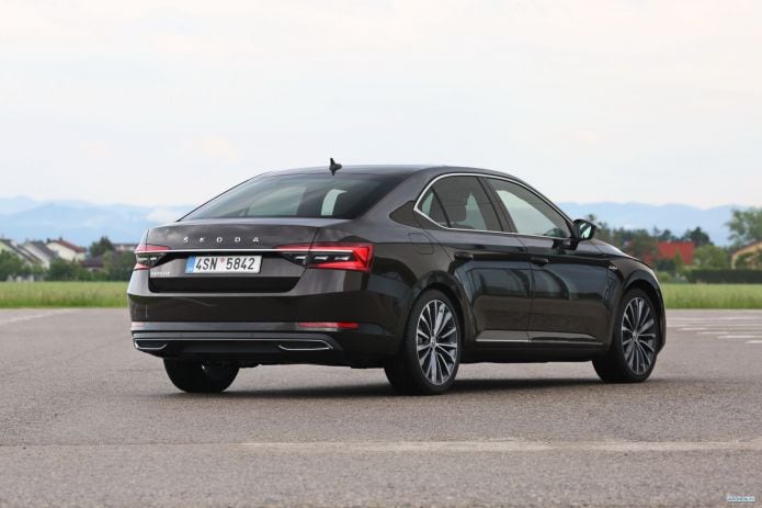 2020 Skoda Superb Laurin Klement - фотография 24 из 40 2020 Skoda Superb Laurin Klement - фотография 24 из 40