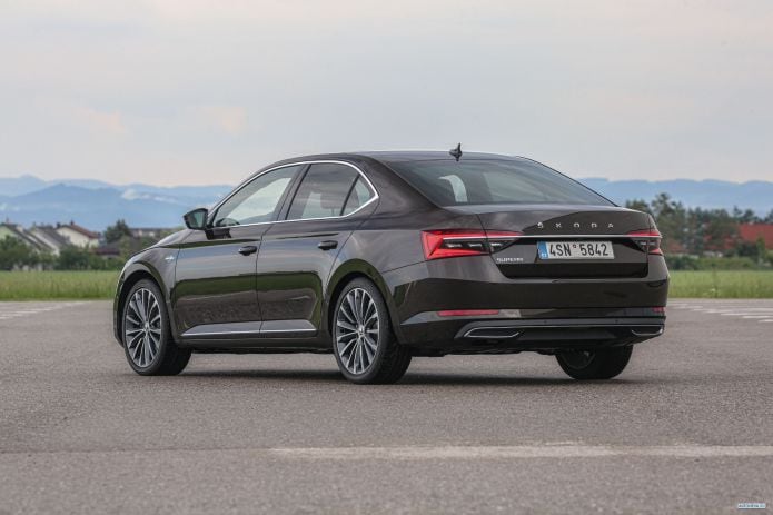 2020 Skoda Superb Laurin Klement - фотография 25 из 40 2020 Skoda Superb Laurin Klement - фотография 25 из 40