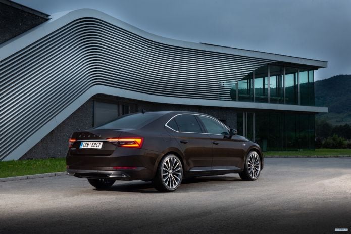 2020 Skoda Superb Laurin Klement - фотография 26 из 40 2020 Skoda Superb Laurin Klement - фотография 26 из 40