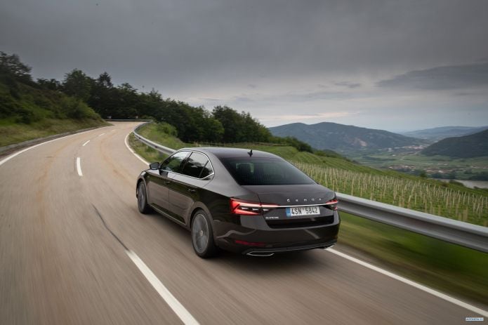 2020 Skoda Superb Laurin Klement - фотография 28 из 40 2020 Skoda Superb Laurin Klement - фотография 28 из 40