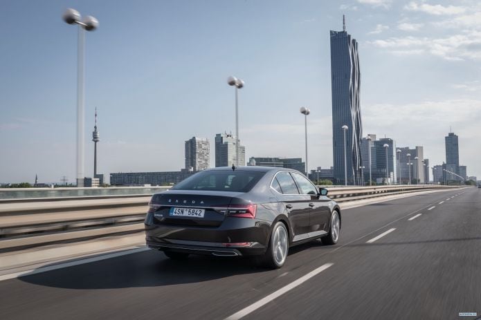 2020 Skoda Superb Laurin Klement - фотография 29 из 40 2020 Skoda Superb Laurin Klement - фотография 29 из 40