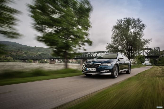 2020 Skoda Superb Scout - фотография 10 из 40 2020 Skoda Superb Scout - фотография 10 из 40