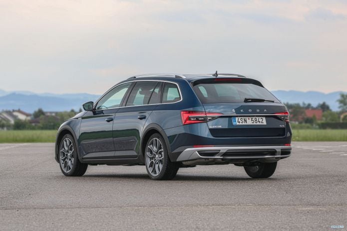 2020 Skoda Superb Scout - фотография 22 из 40 2020 Skoda Superb Scout - фотография 22 из 40