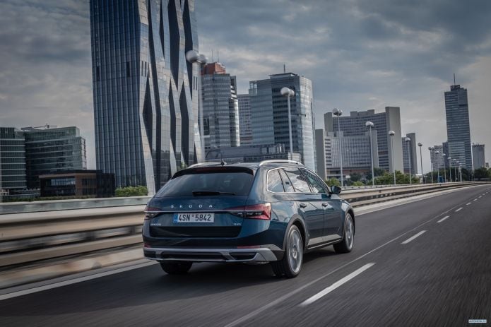 2020 Skoda Superb Scout - фотография 26 из 40 2020 Skoda Superb Scout - фотография 26 из 40