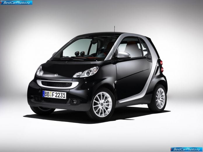 2007 Smart Fortwo Coupe - фотография 7 из 13 2007 Smart Fortwo Coupe - фотография 7 из 13