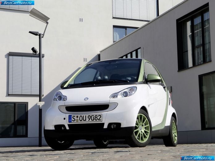 2010 Smart Fortwo Electric Drive - фотография 5 из 29