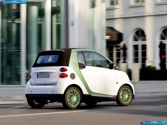 2010 Smart Fortwo Electric Drive - фотография 16 из 29 2010 Smart Fortwo Electric Drive - фотография 16 из 29