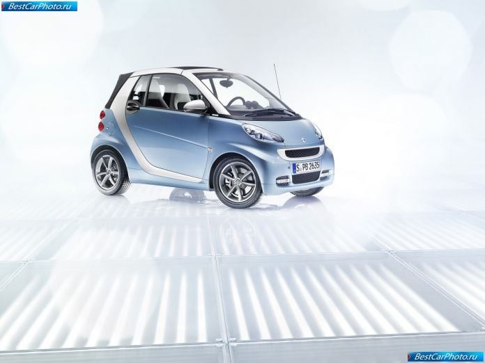 2011 Smart Fortwo - фотография 23 из 91 2011 Smart Fortwo - фотография 23 из 91