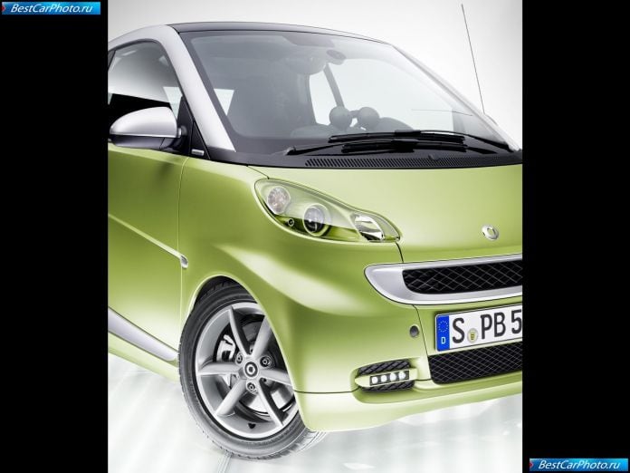 2011 Smart Fortwo - фотография 91 из 91 2011 Smart Fortwo - фотография 91 из 91