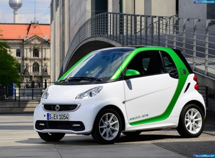 2013 Smart Fortwo Electric Drive - фотография 2 из 31 2013 Smart Fortwo Electric Drive - фотография 2 из 31