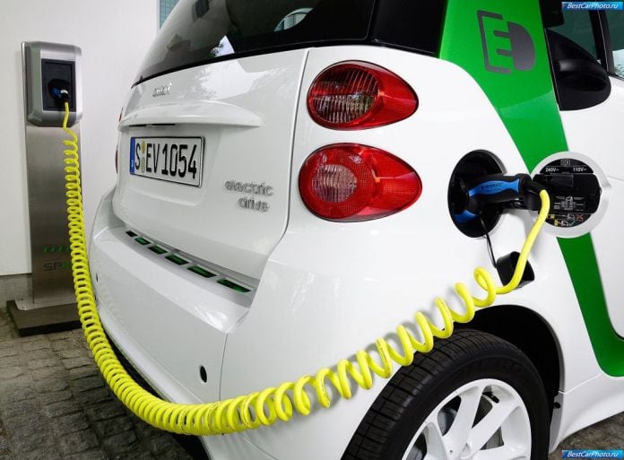 2013 Smart Fortwo Electric Drive - фотография 26 из 31 2013 Smart Fortwo Electric Drive - фотография 26 из 31