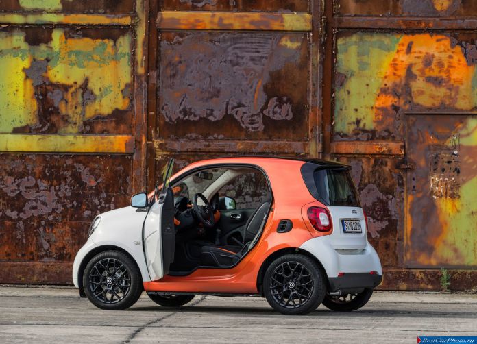 2015 Smart Fortwo - фотография 37 из 83 2015 Smart Fortwo - фотография 37 из 83
